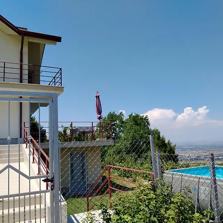 Panorama With Seasonal Pool Guest house